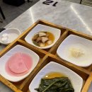 꿀꿀이돼지김치찜 이미지