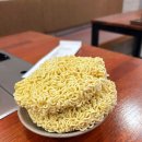 돼지고기듬뿍넣은김치찌개 이미지
