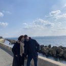 미열을 앓는 당신의 머리맡에는 금방 앉았다 간다 하던 사람이 사나흘씩 머물다 가기도 했다. (22.02 기록)