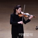 클라라 주미 강 바흐 무반주 전곡 이미지