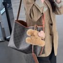 유큐소프트 유한회사 | 여주 아울렛 셀린느 소프트 쇼퍼백 일본 가격 기저귀가방 착샷