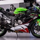 가와사키 ZX6R 636 KRT 21년식라이트, 탑브릿지,스윙암,카울,휠,디스크판등 다수구합니다. 이미지