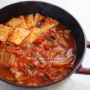 돼지고기 김치찌개 맛있게 끓이는법 생고기김치찌개 이미지