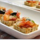 토마토 피자 이미지