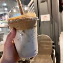 투썸플레이스 울산구영점 | 투썸플레이스 케이크 종류, 달고나 카페라떼 맛 리뷰