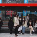 버스승강장 앞 이미지