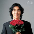 꽃을든남자 이미지