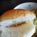 샌드위치와 런치메뉴 이미지