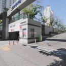 금강1차아파트 정문 앞