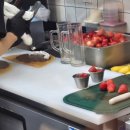 씨제이올리브영전주객사점 | 객사 그랩앤고(GRAB N Go) 크레페 메뉴 추천! 딸기+누텔라+밀크아이스크림 꿀조합