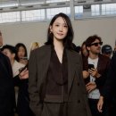 소녀시대 윤아, 밀라노 패션위크서 우아한 수트 자태 이미지