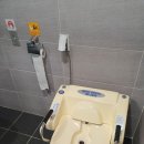 햇빛병원 화장실 이미지