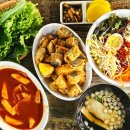 싸다김밥 남원의료원점 | 남원 상추에 싸먹는 튀김과 옛맛 그대로 떡볶이가 맛있는 땡땡이 상추튀김