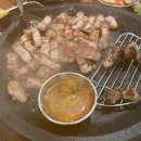 육봉달 매장 앞 이미지