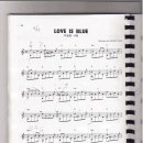 러브이즈(Love is) 이미지