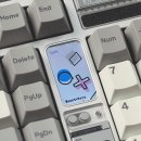 98%studio | Qwertykeys QK100 Mk2 커스텀 키보드 발표! 스크린과 터치바까지?