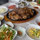 산아래호수 이미지