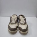 B27 | 크리스찬 디올 B27 스니커즈 세탁, 명품 신발도 문제없이 꼼꼼하고 안전하게!