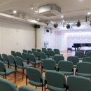 라율아트홀 이미지