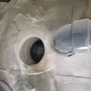 125-운정2-125 | 도봉구 리모델링 현장, 화장실 환풍기 배관 확보를 위한 내벽 코아타공 완료