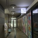 실내데이트 추천 아이와 함께 올 수 있는 이색 원데이클래스 드로잉카페 데생그리다 백드롭페인팅 후기