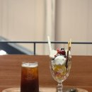 노웨어벗히어(Nowhere But Here) 이미지