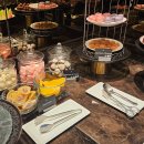 클럽라운지(Club lounge) | 캠핀스키) 호텔 2박 3일 내돈내산 클럽라운지(club lounge), 수영장, 헬스장, 사우나 등 부대시설 이용...