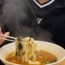 단관초등학교 | 원주 수제비 맛집 [윤가수제비] 하얀 수제비 vs 얼큰 칼제비, 단골 예약각