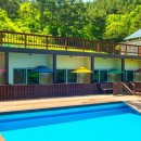 낮은굴뚝 애견펜션 이미지