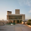 Fragile Na 이미지