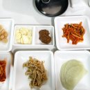 삼거리뚝배기정육식당 이미지