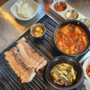 [제주] 더꽃돈 / 협재 흑돼지 맛집 / 전복돌솥밥 2인 set 후기! (흑오겹400g+전복돌솥밥+김치찌개+음료...