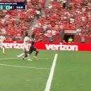 [캐나다 vs 카타르] VAR 판독 결과 호맘 아흐메드 다이렉트 퇴장.gif 이미지