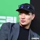 작가와감독 이미지