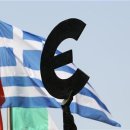 Spain region, Greek exit warnings rattle euro zone-로이터 5/25 : 스패인 금융시스템 불안과 더불어 암울한 EU 국가부채위기 해결전망 이미지