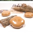 한의학적 접근을 활용하여 허리 통증과 관련된 문제를 완화하거나 개선하는 데 중점을 둡니다.