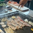 싸먹으면 맛잇는 꽃잎대패 아름점 아름동고기집