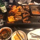 더삼겹 이미지