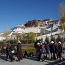 티벳 라싸의 포탈라 궁 이미지