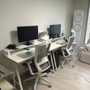 행복주택 거실에 커플 컴퓨터방 꾸미기 내돈내산 제품 추천 (책상 의자 모니터받침대)
