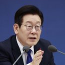 李대통령, 김건희 겨냥?… “문화재 아무나 빌려가 깨먹었다던데” 이미지