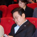 “국민을 청소부로 전락시키는 독재권력, 이제는 본색 발톱 드러내나” 이미지