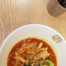 이공비빔국수;왕돈가스