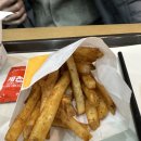 &lt;청주 복대동 맛집&gt; 맘스터치 에드워드리 싸이버거 맛있게 먹고 온 후기 (칼로리, 영양성분, 단백질)