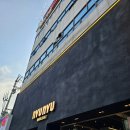 어울마당로109 유가네 닭갈비 앞 | 포챠코사재기라 읽는 홍대나들이(홍대방탈출 꿈의공장/레인몰/산리오러버스클럽/뉴뉴/유가네닭갈비/수바코)