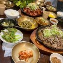 한솔반점 | 지나간 여름을 안타까워마