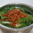 신우식자재도매마트(공단6로 147) 건너편 | 봄동이란 무엇인가, 고기 고추장 봄동비빔밥으로 즐기는 봄 제철음식