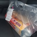 비비큐산본２호점 | 한조각이 딱 맛있는 • 광희나는 메이플 버터 갈릭 치킨 •