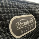Queen mattress 팝니다 이미지