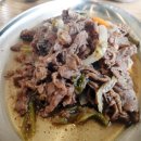 느티나무 그늘아래 평상 이미지